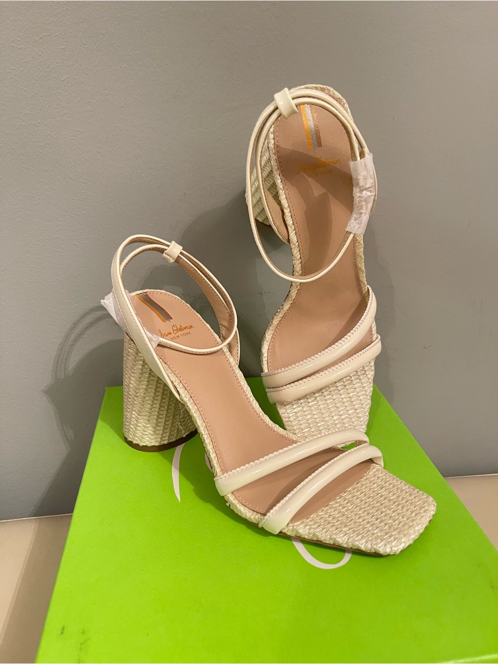 Kia by Sam Edelman Women’s Ivory Woven Block Heel Sandals Size 9